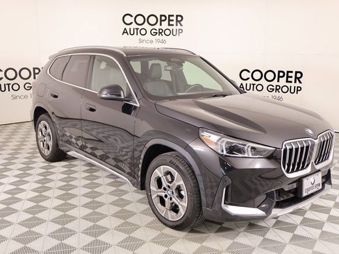 Used 2025 BMW X1 xDrive28i image 1