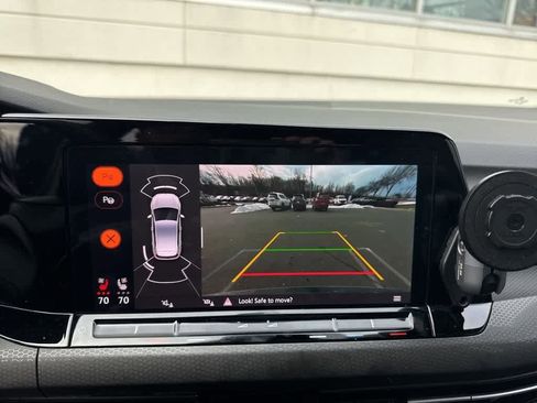 Used 2024 Volkswagen GTI Autobahn image 4