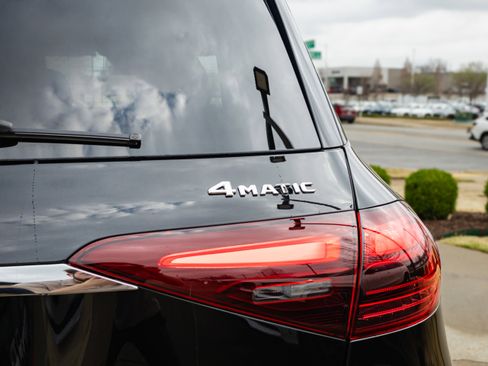 New 2026 Mercedes-Benz GLE 450 4MATIC image 12