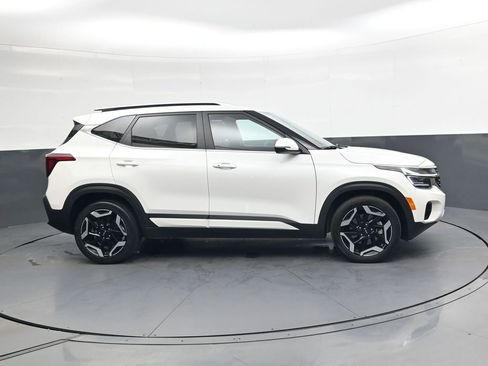 Used 2024 Kia Seltos SX image 3
