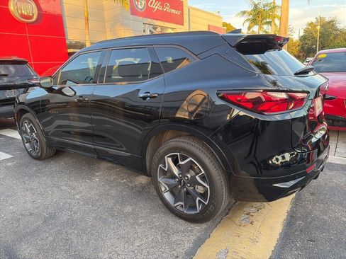 Used 2022 Chevrolet Blazer RS image 2