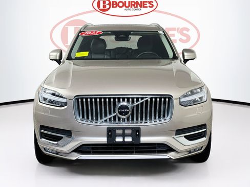 Used 2023 Volvo XC90 B6 Plus w/ Protection Package Premier AWD/4WD image 7