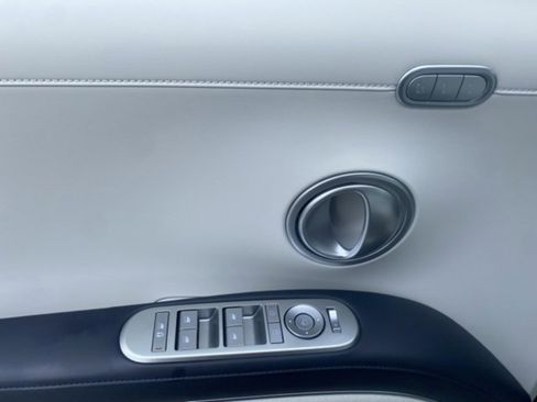 Used 2026 Hyundai Palisade Calligraphy FWD image 13