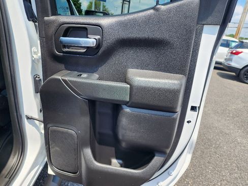 Certified 2023 Chevrolet Silverado 1500 Custom image 28