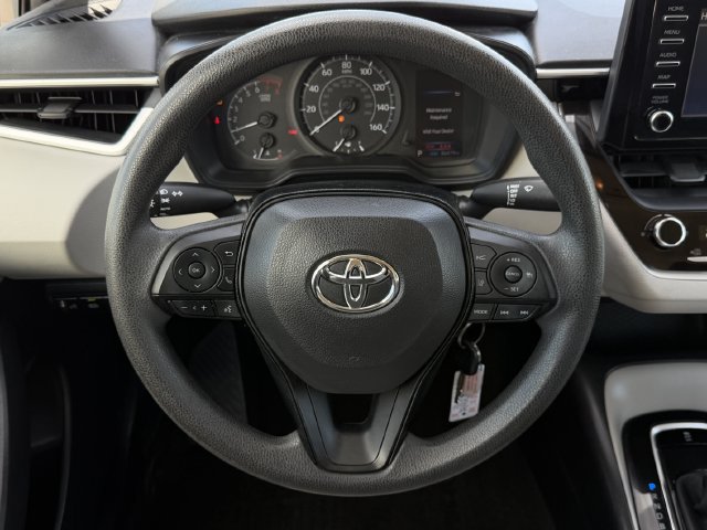 Used 2020 Toyota Corolla L FWD image 11