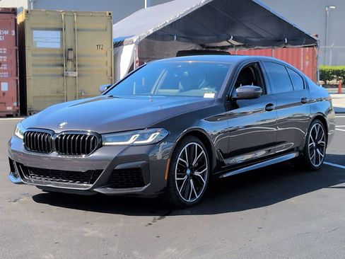 Certified 2023 BMW 540i w/ M Sport Package image 5