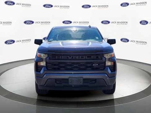Used 2023 Chevrolet Silverado 1500 Custom AWD/4WD image 8