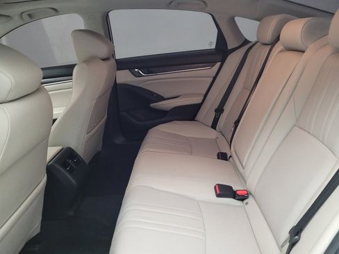 Used 2020 Honda Accord EX-L image 18