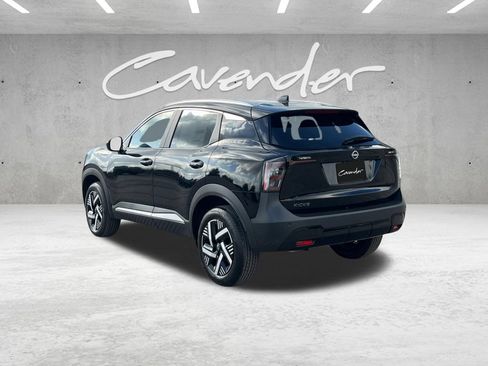 New 2026 Nissan Kicks SV w/ Cold Weather Package FWD image 15