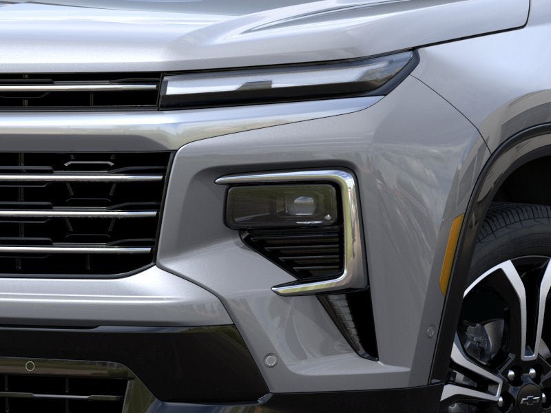 New 2027 Chevrolet Traverse High Country w/ LPO, Floor Liner Package AWD/4WD image 10
