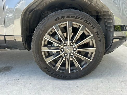 Used 2025 Lexus GX 550 image 15