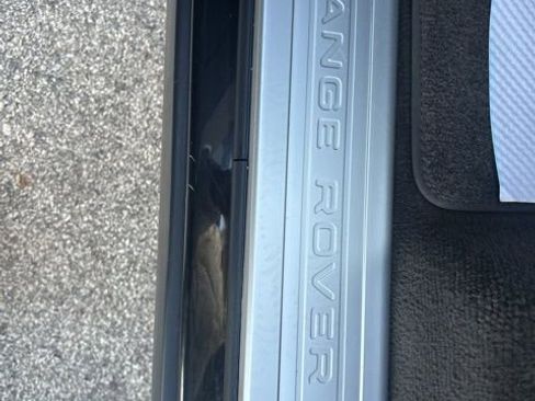 Used 2018 Land Rover Range Rover Sport HSE image 47
