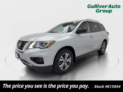 Used 2018 Nissan Pathfinder SV
