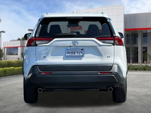 Used 2025 Toyota RAV4 LE FWD image 5