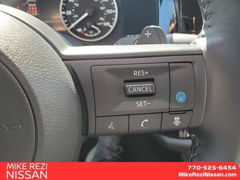 New 2025 Nissan Pathfinder SV image 14