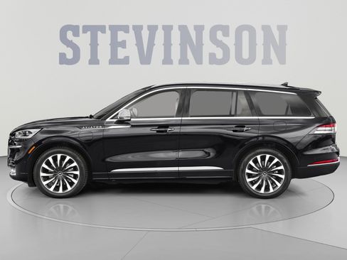 Used 2021 Lincoln Aviator Black Label Grand Touring w/ Class IV Trailer Tow Package AWD/4WD image 3