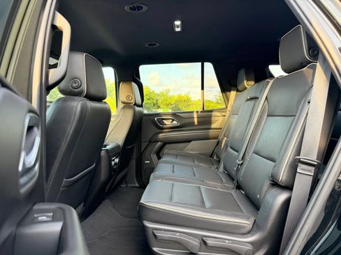Used 2021 GMC Yukon SLT AWD/4WD image 25