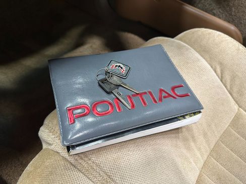 Used 1992 Pontiac Firebird Convertible RWD image 31
