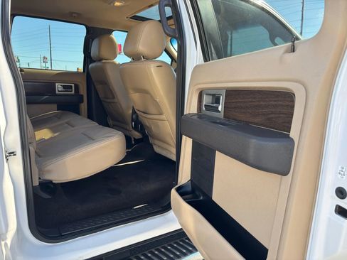 Used 2014 Ford F150 Lariat w/ Lariat Chrome Package RWD image 11