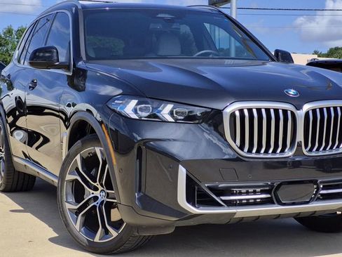 Used 2025 BMW X5 sDrive40i w/ Premium Package RWD image 6