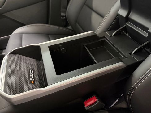 New 2026 GMC Terrain Elevation w/ Elevation Premium Package FWD image 22