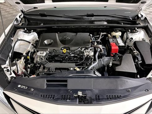 Used 2023 Toyota Camry XLE FWD image 28