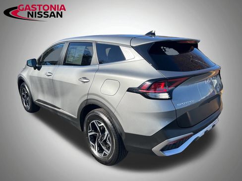 Used 2023 Kia Sportage LX image 13