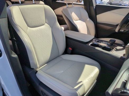 Used 2024 Lexus RX 350 w/ Technology Package image 29