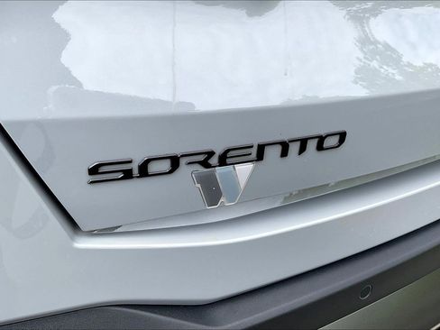 Used 2025 Kia Sorento SX Prestige AWD/4WD image 24