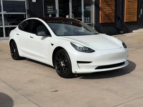 Used 2019 Tesla Model 3 Standard Range Plus RWD image 10