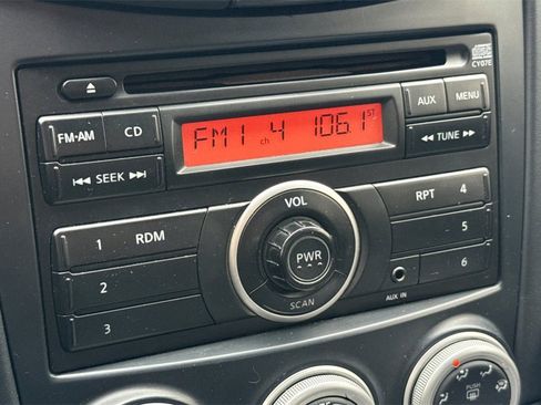 Used 2009 Nissan 370Z Touring w/ Sport Pkg image 15