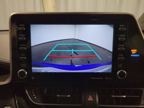 Used 2021 Toyota C-HR XLE image 19