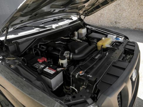 Used 2021 Nissan NV 2500 S image 52