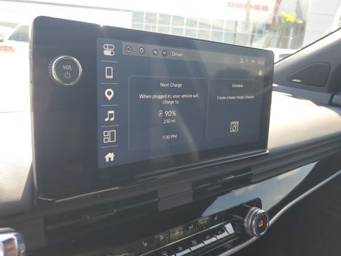 Used 2024 Honda Prologue Touring image 19