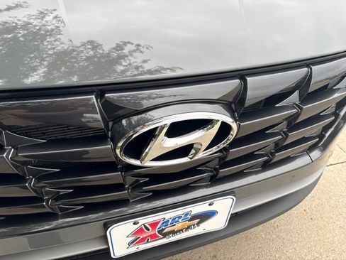 Used 2024 Hyundai Tucson SE AWD/4WD image 25