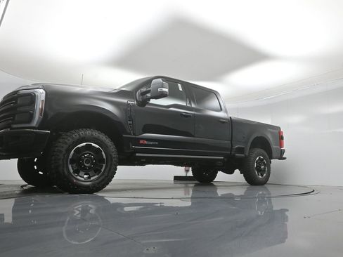 New 2026 Ford F250 Platinum w/ Tremor Off-Road Package AWD/4WD image 46