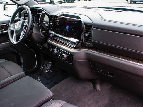 Used 2024 GMC Sierra 1500 Elevation AWD/4WD image 39