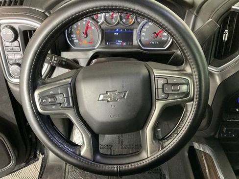 Used 2020 Chevrolet Silverado 1500 LT Trail Boss w/ Midnight Edition AWD/4WD image 15