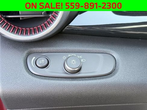 Used 2024 Chevrolet Trax RS FWD image 23