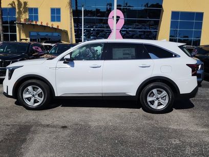 Used 2025 Kia Sorento LX