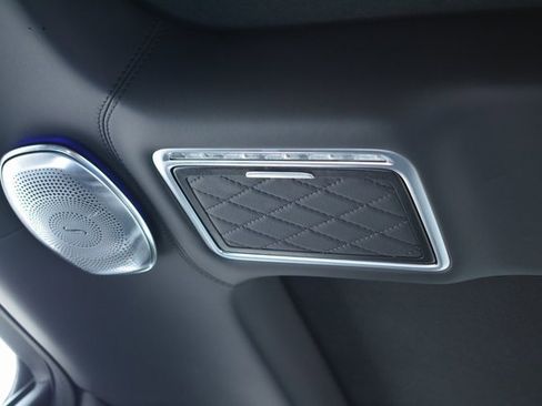 Used 2019 Mercedes-Benz Maybach S 650 image 26