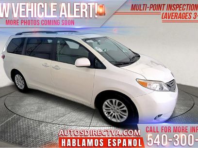 Used 2017 Toyota Sienna XLE