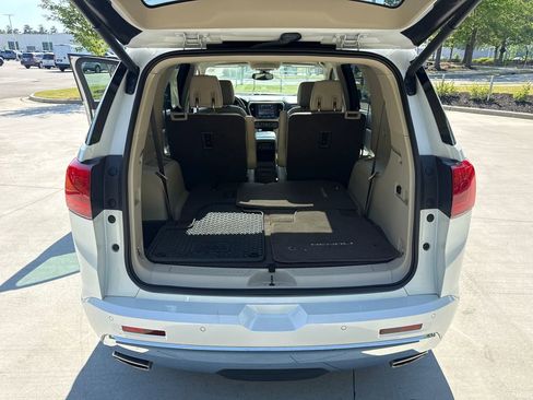 Used 2017 GMC Acadia Denali FWD image 31