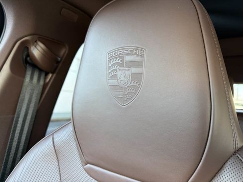 Used 2021 Porsche Cayenne Coupe image 29