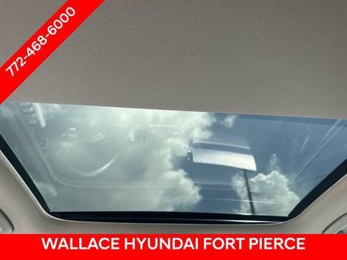 Used 2023 Kia Sorento SX AWD/4WD image 21