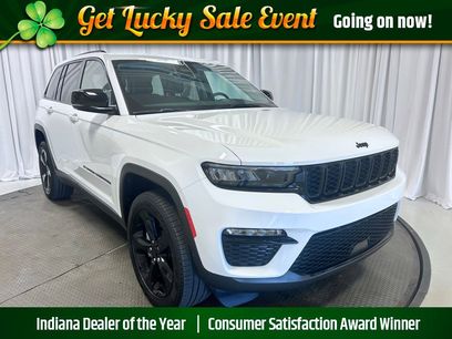 Used 2024 Jeep Grand Cherokee Limited w/ Black Appearance Package