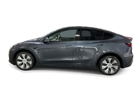 Certified 2023 Tesla Model Y Long Range AWD/4WD image 3