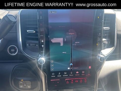 New 2026 RAM 3500 Laramie AWD/4WD image 36