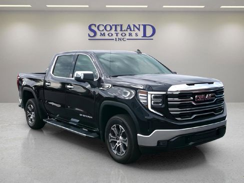 Used 2026 GMC Sierra 1500 SLT AWD/4WD image 4