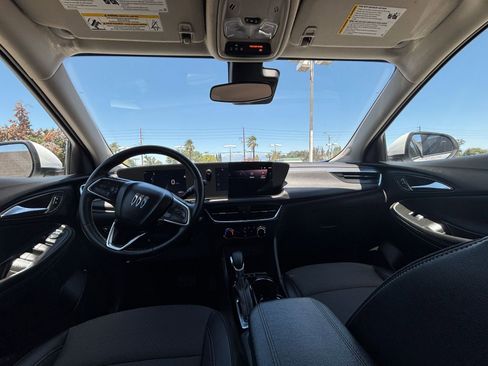 Used 2025 Buick Encore GX Preferred FWD image 33